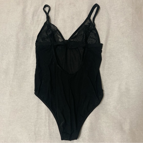 Victoria's Secret Bodysuit Black Lace Black Size M - Picture 2 of 12